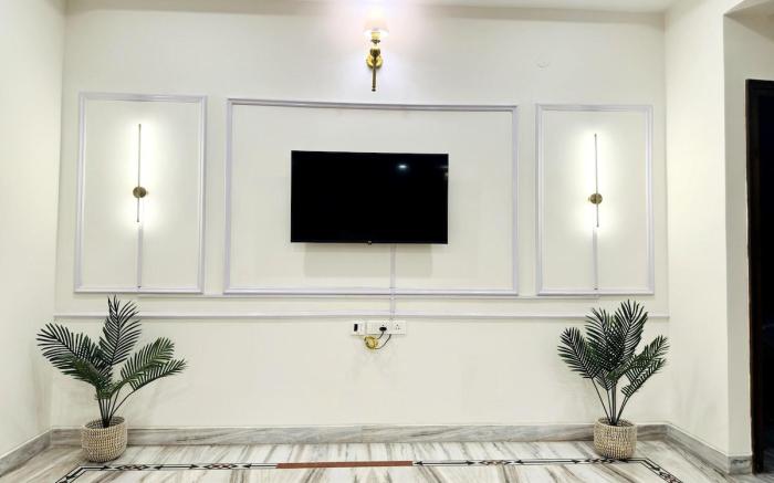 Luxurious 3BHK in Banjara Hills – Sujario Homestay