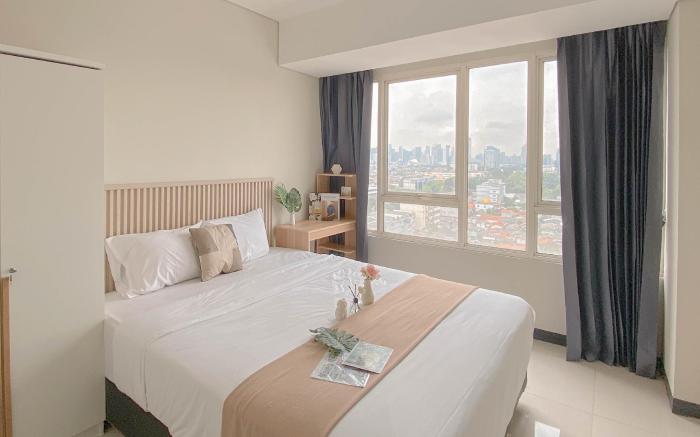 Great Deal 2BR at Nifarro Park Apt By Travelio