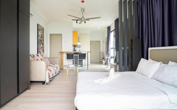 A spacious studio at Liberty Ampang 5km to KL city
