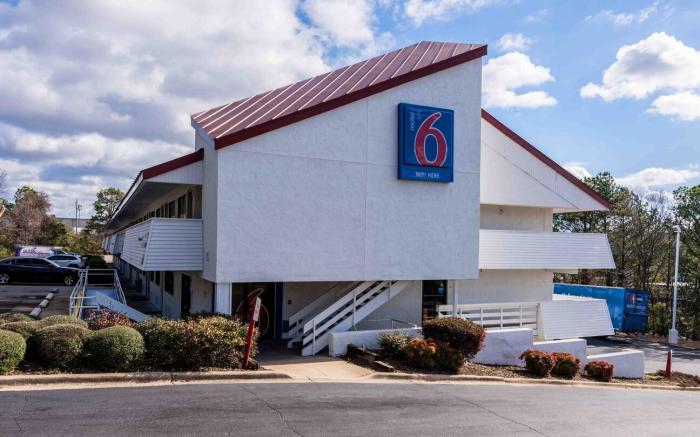 Motel 6 Birmingham, AL