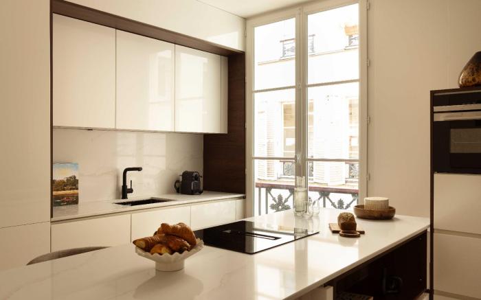 Elegant apartment - 2BR- 6P- Gare Saint Lazare