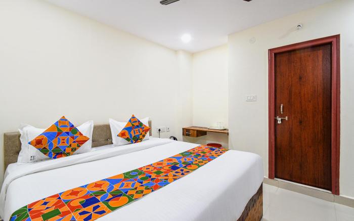 FabHotel DLF Inn – Gachibowli