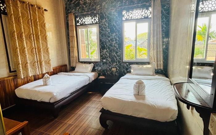 Luangprabang RIver Lodge
