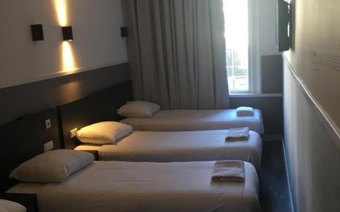 Hotel Manofa