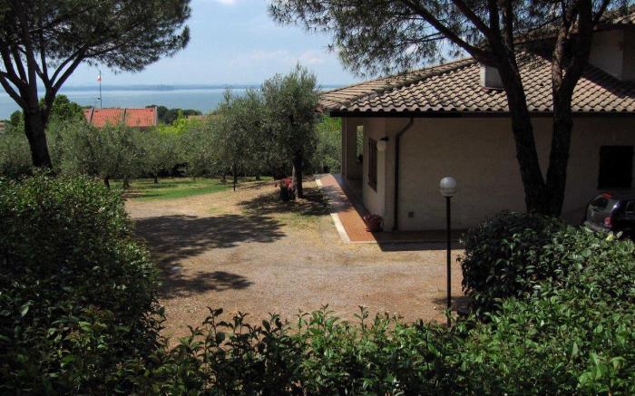 Villa Larry