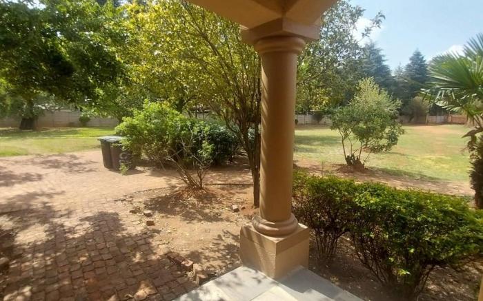 Budias guest lodge