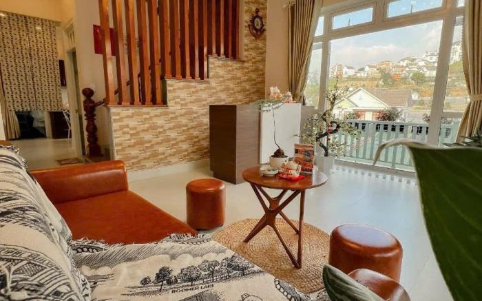 LateDecember Homestay 