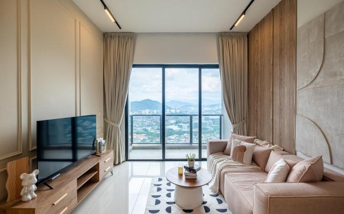 Sea World w Shark Astoria w kids slides Ampang 3BR