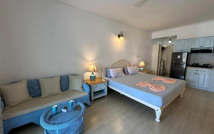 Ddakji - Studio | Pool | B/w Vagator-Morjim beach