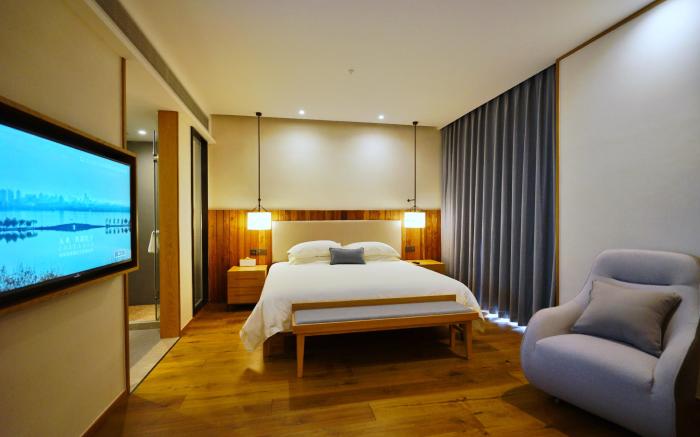 Cozylife Hotel Westlake