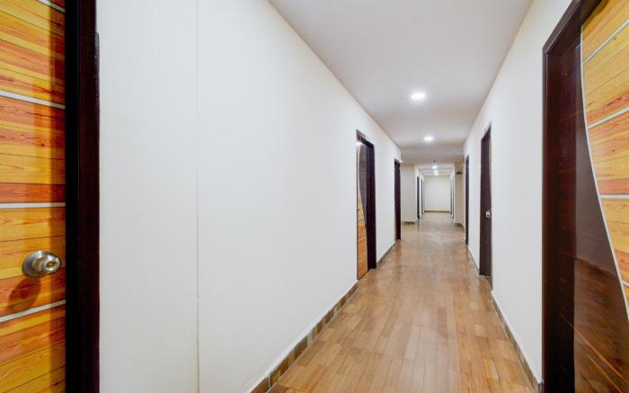 HOTEL O SRI SAI GRAND