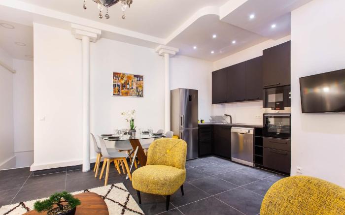 Charming apartment with AC -2BR/8P- Bastille