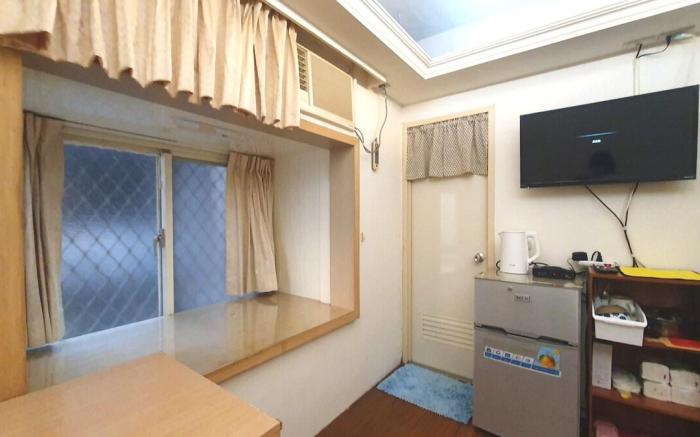  單人套房(2人也可入住)/新店/大坪林捷運站/台大及師大分部/全室木地板/慈濟/耕莘醫院/裕隆城