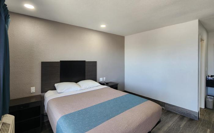 Motel 6 Galveston, TX