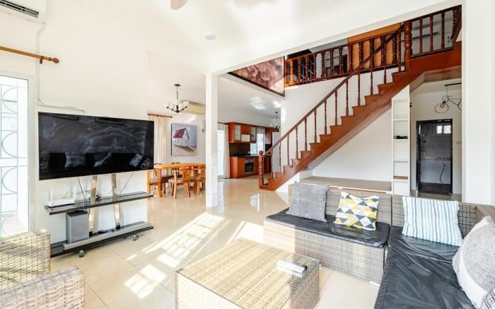 G’warmth Pool Villa