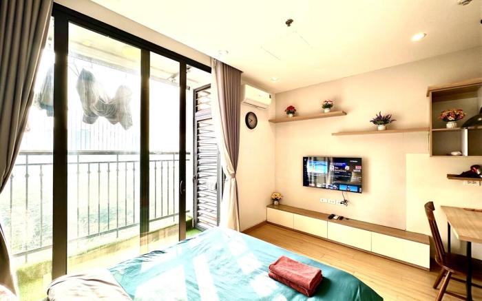 Lux Apt Vinhomes Green Bay Near Keangnam
