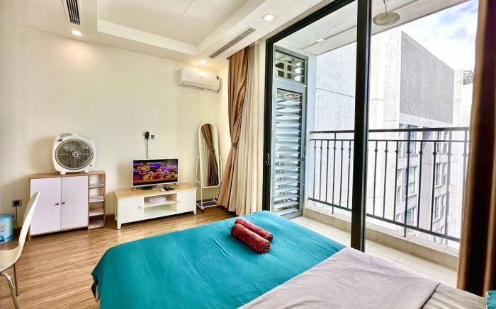 Modern Amenities, 2 Minutes To The Walking Lake