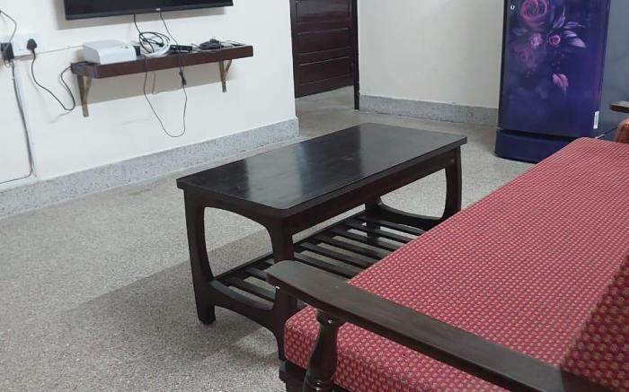 AHK4-2BHK+2WC Central Location
