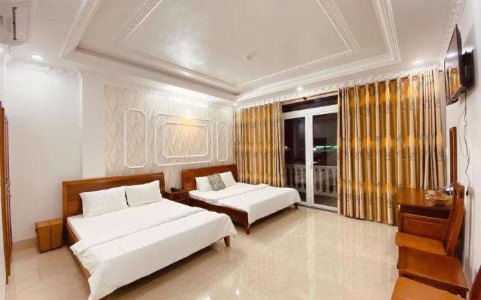 Lee Hotel