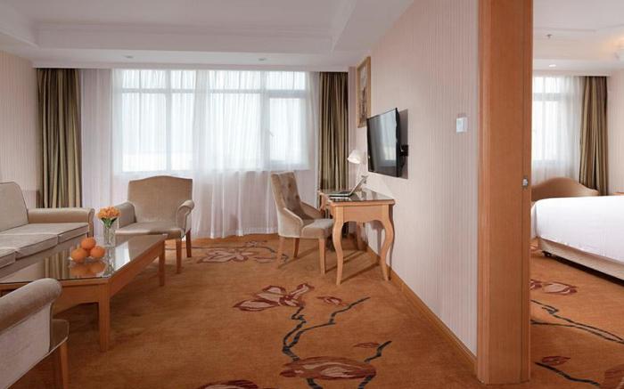 Vienna International Hotel Guangzhou Baiyun Airport North Station Xinya