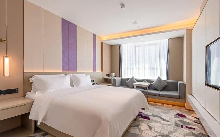 Lavande Hotel Shenzhen Bao'an International Convention and Exhibition Center