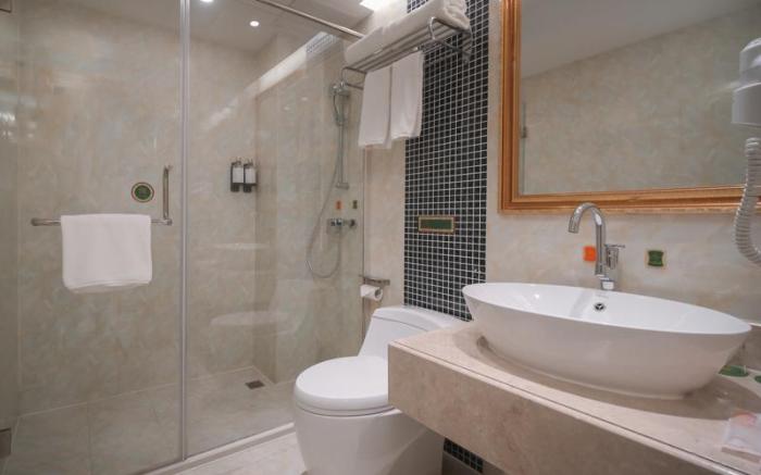 Vienna Classic Hotel Shanghai Linhai Highway