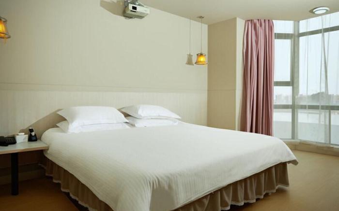 Jinjiang Inn Style Shanghai Pudong Huinan Ancient Town Wild Animal Park