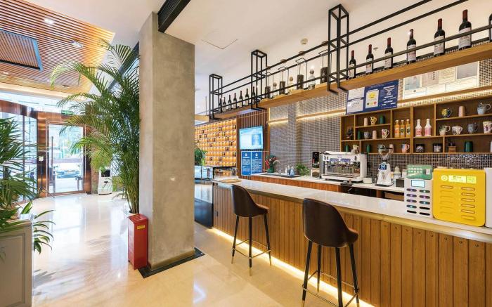 James Joyce Coffetel Beijing Fengtai Huaxiang Tiantan Hospital Xinfadi Metro Station