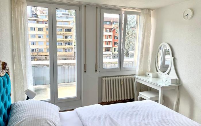 2BDR Rooftop Apt - Central Area