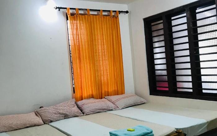 SUNRISE HOME STAY