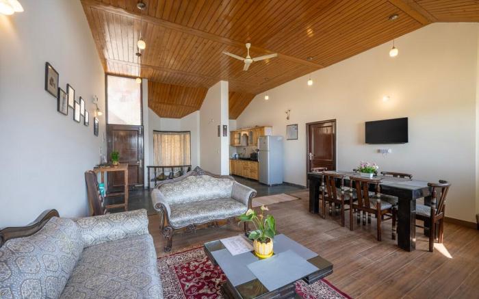 3 Br Harrington Villa | Kitchen| Living room |AC