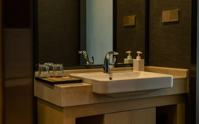 Chongqing Sujiang Yunduan Riverview Hotel