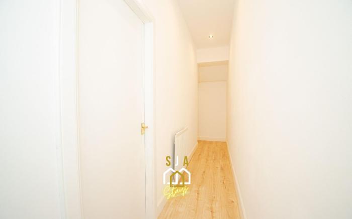 Queen Street Stay - SJA Stays - Modern 2 Bed Apartment