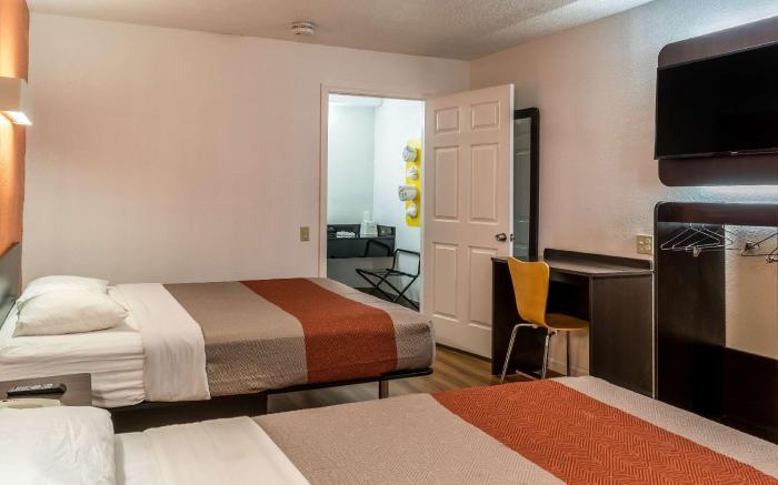 Motel 6 Florence, KY - Cincinnati Airport