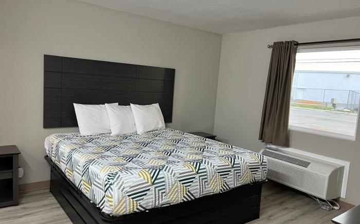 Studio 6  Suites West Memphis, AR - Memphis