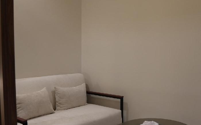 Red Key Apartment