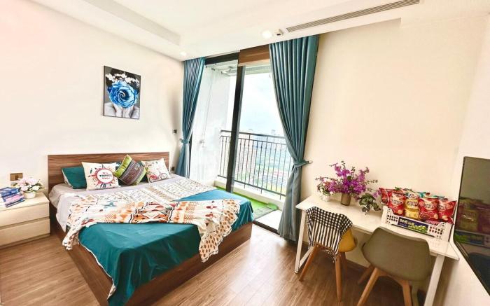 Lux Amenities, Convenient Access, Quick To Airport