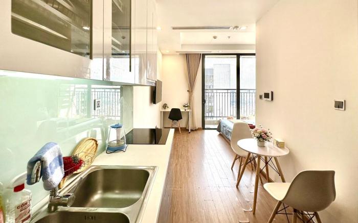 High Floor High-class Amenities Apt In City Centre