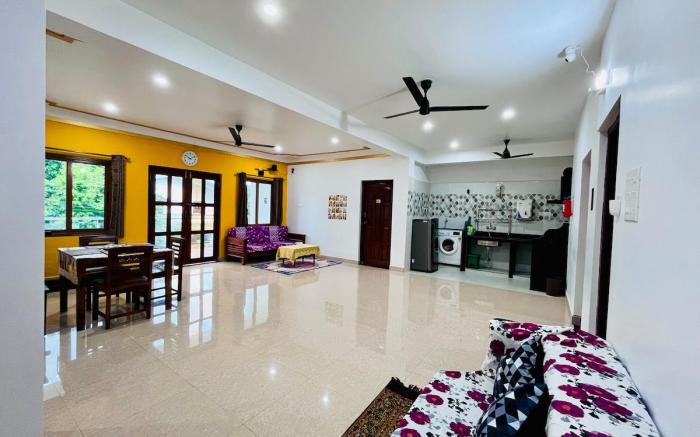 AC Peaceful Riverside Home