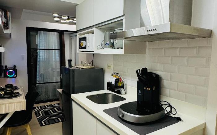 LUXE SOJOURN MGD Staycation Azure North