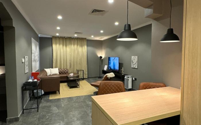 Luxury 2 Bedroom Apartment Near Seaside 108