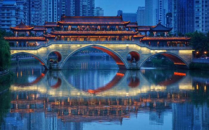 Crystal Orange Chengdu Kuanzhai Alley Hotel