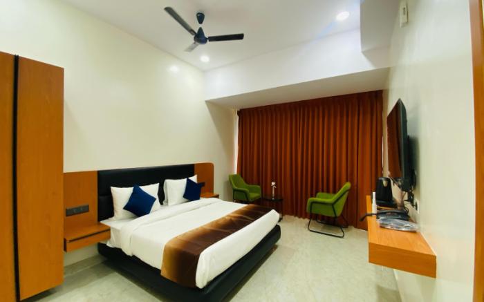 THE VISTARA HOTEL