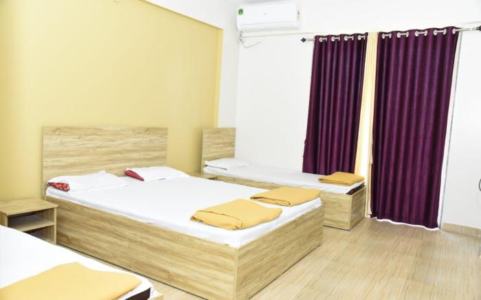 Hotel Amit Palace