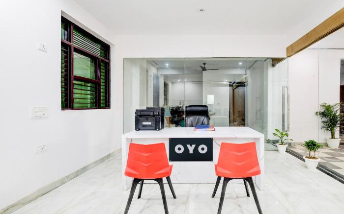 Super Hotel O Divine Stay