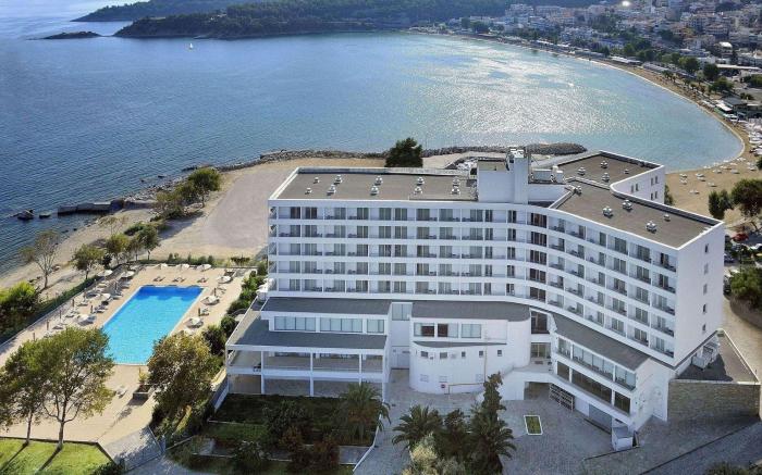 Lucy Hotel