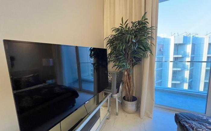 "Bahrain Bay Gem: Apt Overlooking Four Seasons"