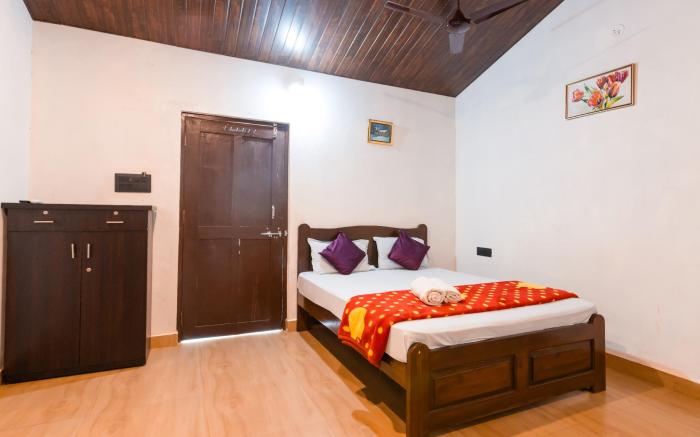 Peacock 5BR Cottages with Private Pool Saligao