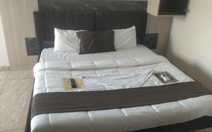 kiwi Inn Hotel Regional Park Indore