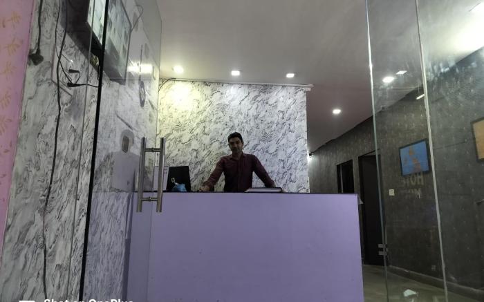 Hotel DownTown Palace